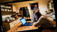 Životní historka: Když jsem našla v tátově notebooku dopisy, které mi vzaly budoucnost