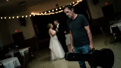 Životní historka: Měl jsem zahrát na svatbě, ale ženichovi jsem do očí nepohlédl